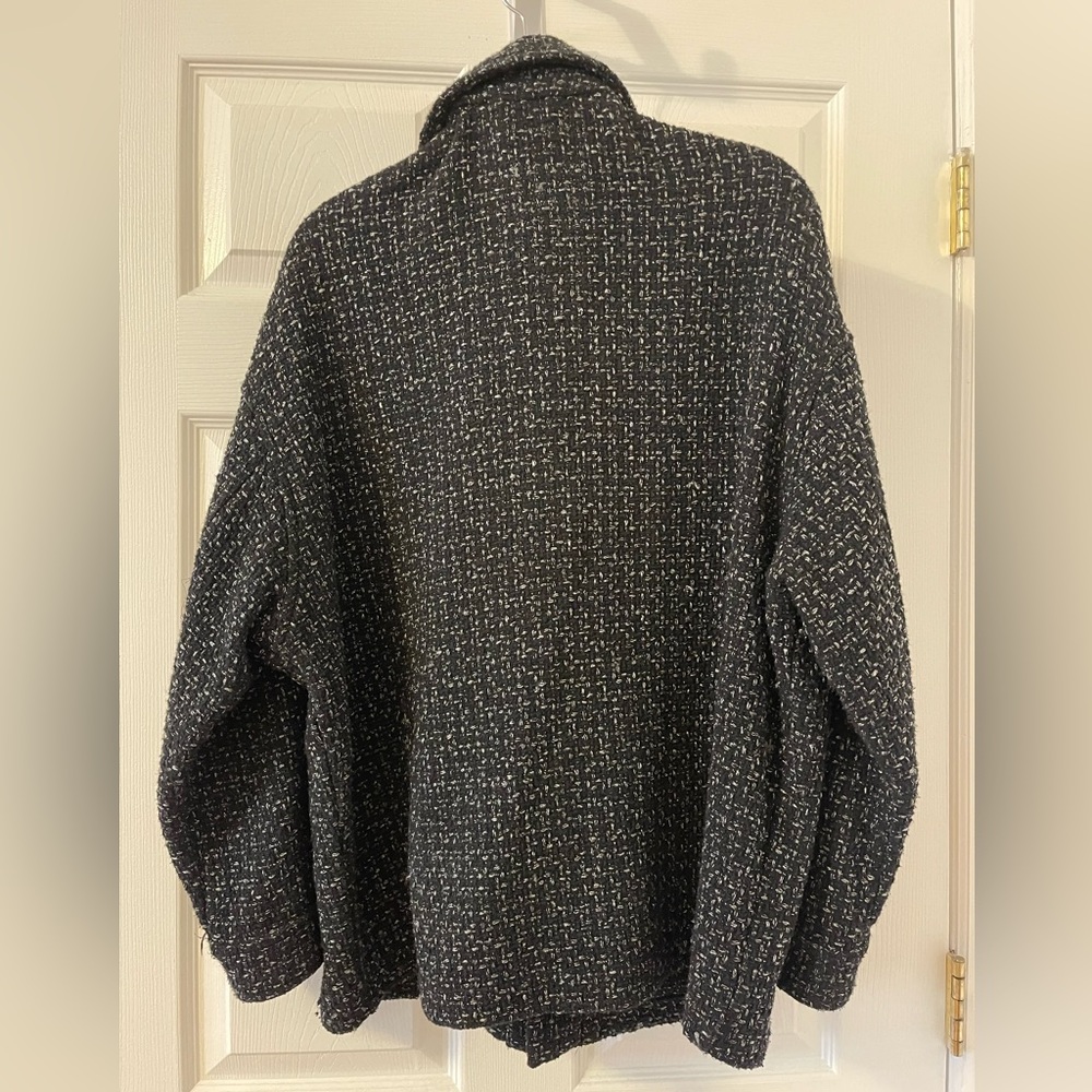 Zara Small Jacket - Picture 2 of 6
